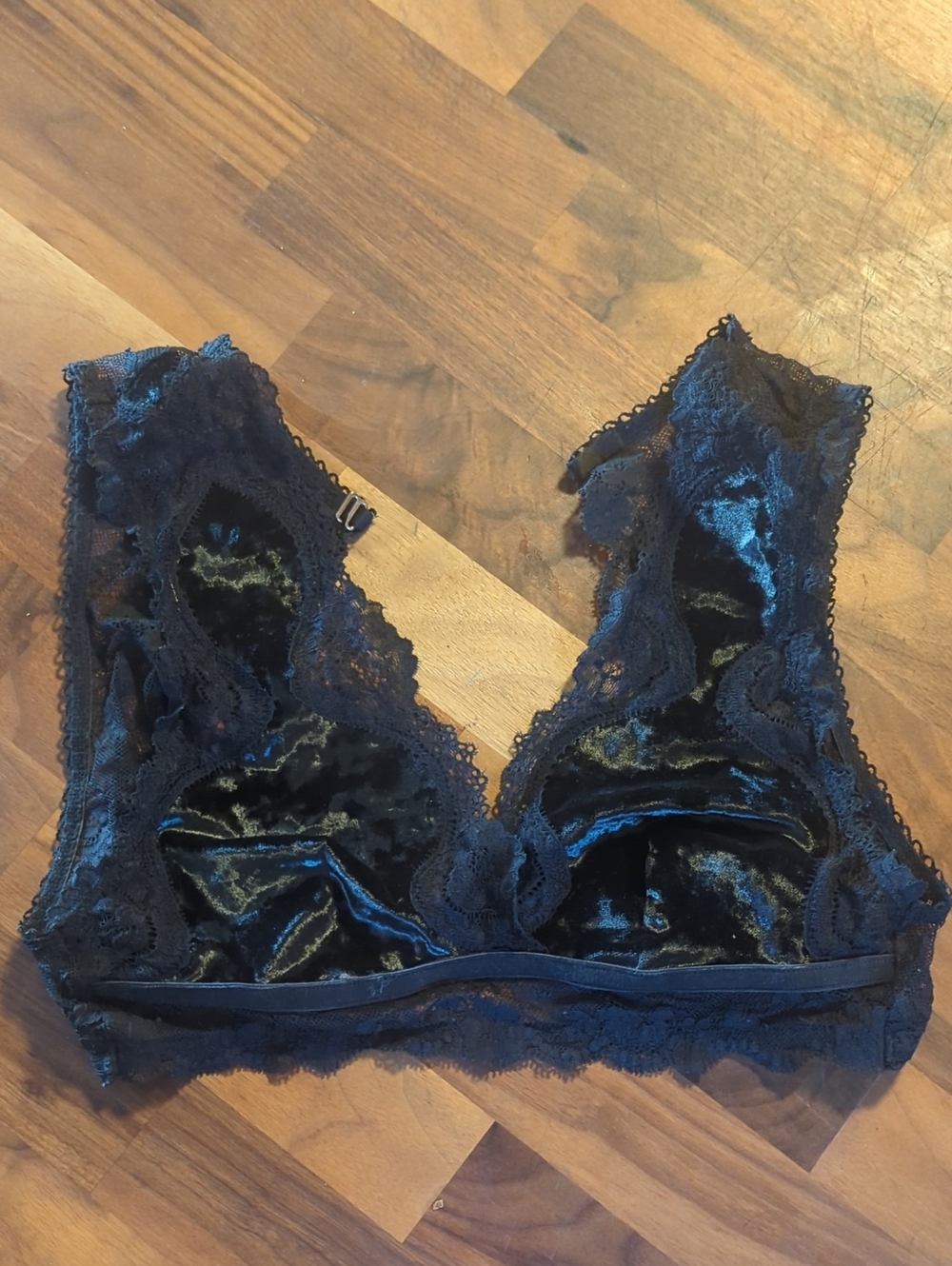Victoria's Secret Velvet & Lace Bralette - Deep Green black